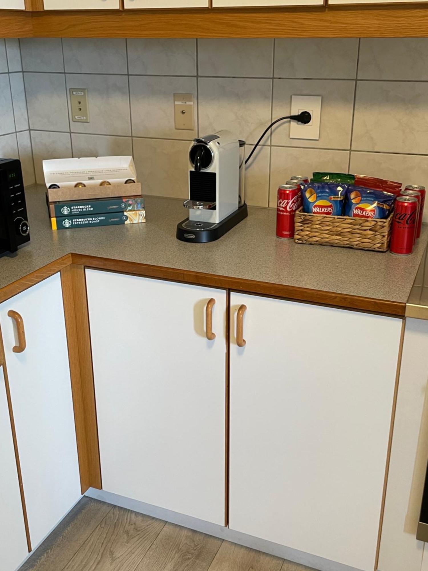 Iq Apartments 1 케플라비크 외부 사진